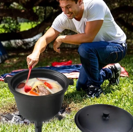 KOCIOŁEK ŻELIWNY GARNEK myśliwski węgierski pieczonki 10L na OGNISKO GRILL