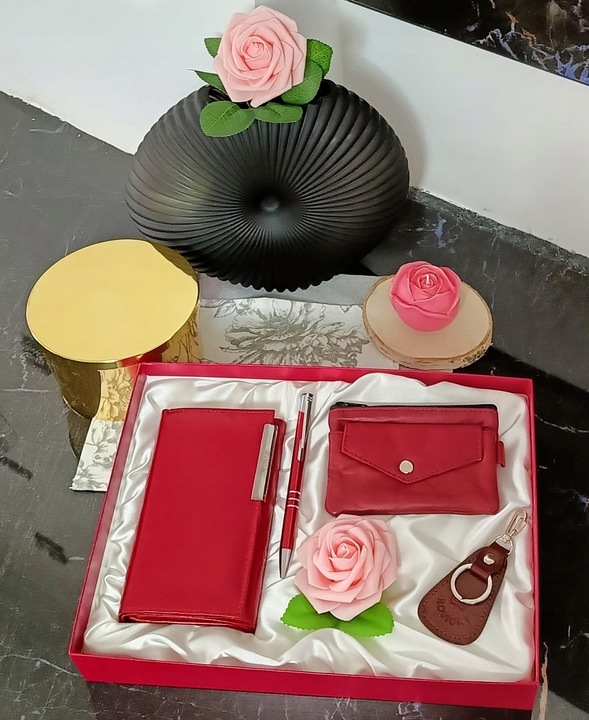 Zestaw Prezentowy PREZENT Dla Kobiety Portfel Prawdziwa Skóra Upominek