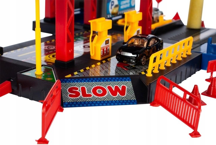 Garaż Parking Samochodowy 4-piętrowy Zjeżdżalnia dla Autek 4 Poziomy Myjnia