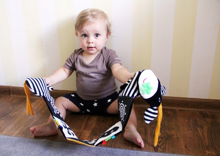 Książeczka KONTRASTOWA Dla Niemowląt Do Łóżeczka