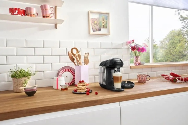 Bosch Tassimo Happy Ekspres do kawy kapsułkowy automatyczny 0.7L 3.3b 1400W