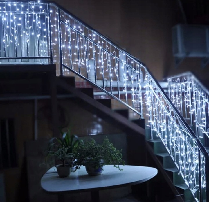 SOPLE 500 LED KURTYNA LAMPKI ZEWNĘTRZNE IP44 FLASH Białe Zimne