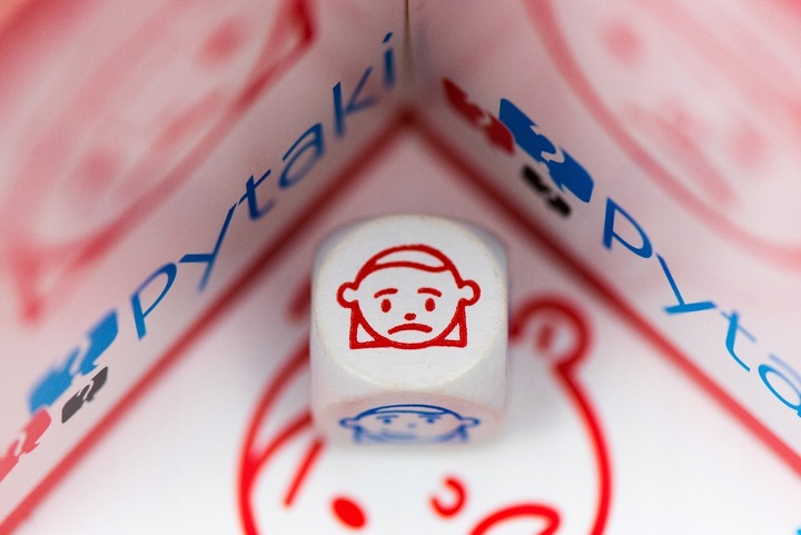 Pytaki. Gra planszowa