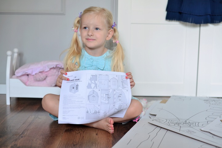 DOMEK Z TEKTURY tekturowy do malowania kartonowy