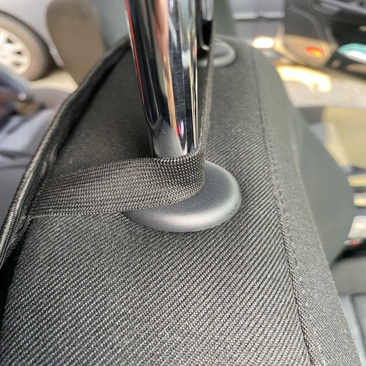 MATA OCHRONNA pod FOTELIK samochodowy osłona fotel