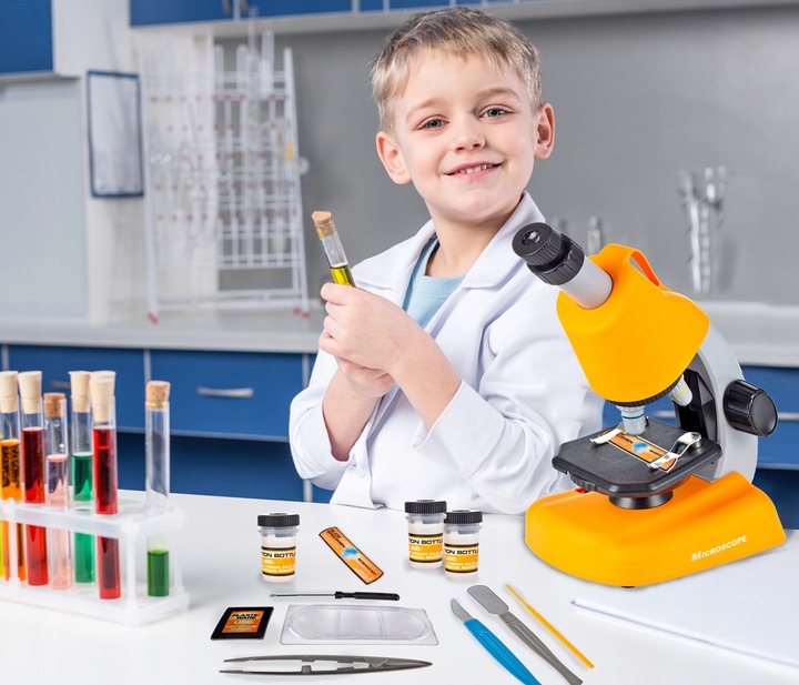 MIKROSKOP NAUKOWY ZABAWKA DLA DZIECI Z AKCESORIAMI W WALIZCE 640X