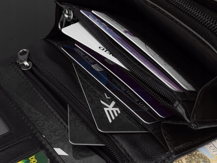 KOCHMANSKI portfel damski skórzany mały czarny na karty dokumenty pojemny