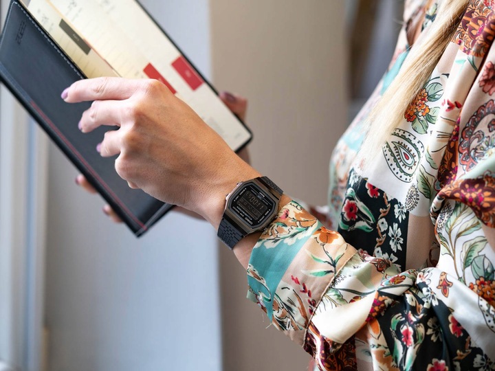 ZEGAREK CASIO ABL-100WEGG-1BEF VINTAGE CZARNY BLUETOOH KROKOMIERZ DATOWNIK