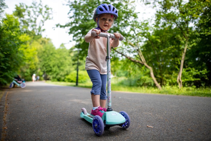 KASK ROWEROWY FROZEN 2 POLIKARBON IN MOLD 52-56 cm