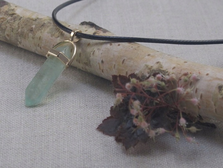 WISIOREK kamień FLUORYT ZIELONY naszyjnik [W1194]