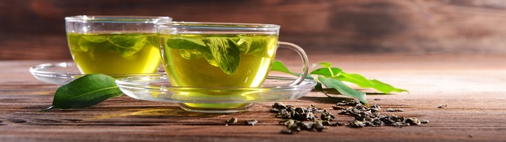 Herbata zielona POZIOMKOWA Basilur WILD STRAWBERRY - 20 torebek PUSZKA