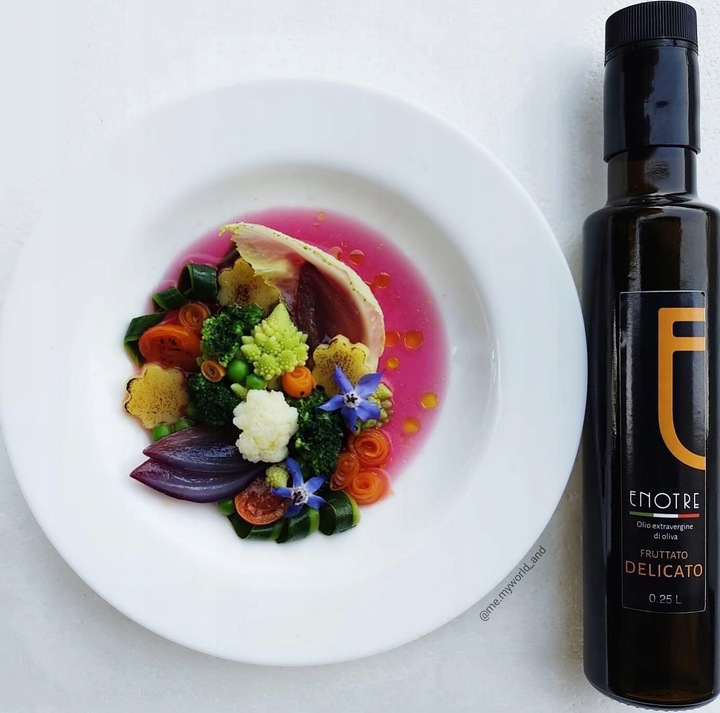 OLIWA EXTRA VIRGIN BIO DELICATO NAGRADZANA ZBIÓR 2024 WŁOSKA 750 ml