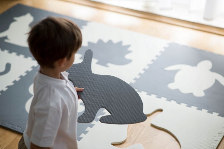 MATA PIANKOWA EVA ZWIERZĄTKA DUŻE PUZZLE 180x120 cm DLA DZIECI RICOKIDS