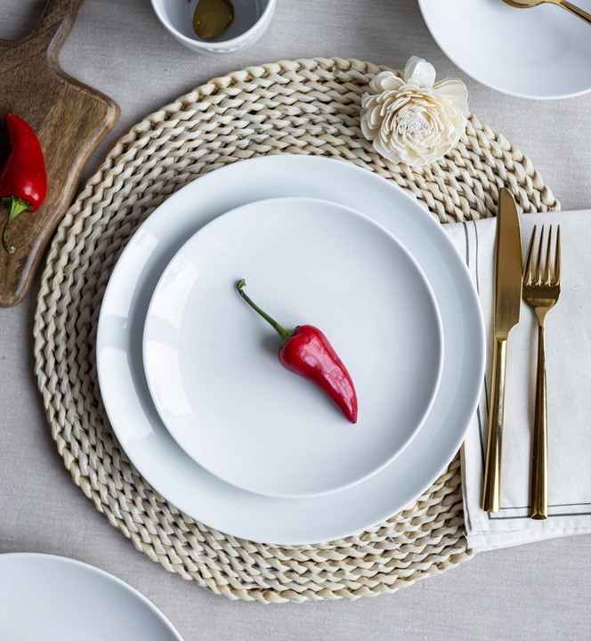 LUBIANA BOSS SERWIS OBIADOWY 18 EL 6 OS PORCELANA