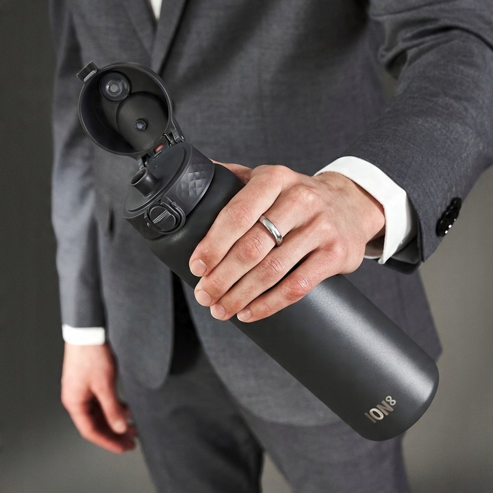 TERMOS BIDON TERMICZNY SZARY DUŻY TURYSTYCZNY SAMOCHÓD PODRÓŻ ION8 0,92 L