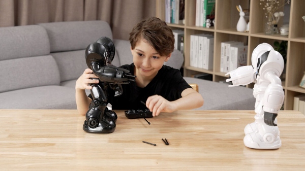 Silverlit Robot Blast LED czarny