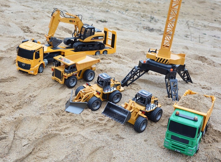 KOPARKA ZDALNIE STEROWANA MŁOT CHWYTAK CHDOUBLEE VOLVO EC160E