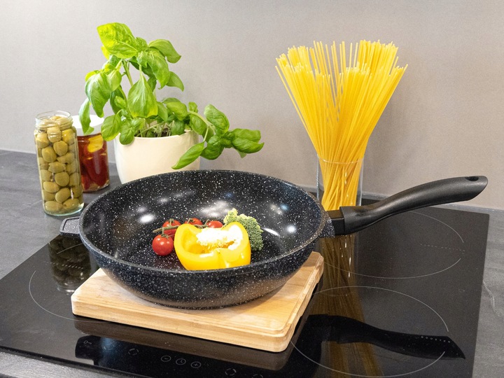 KOMPLET GARNKÓW MARMUROWYCH PATELNIA GARNKI MARMURKOWE ZESTAW INDUKCJA/GAZ