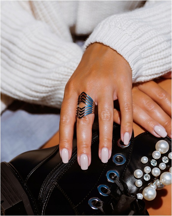 Pierścionek damski REGULOWANY szeroki geometryczny