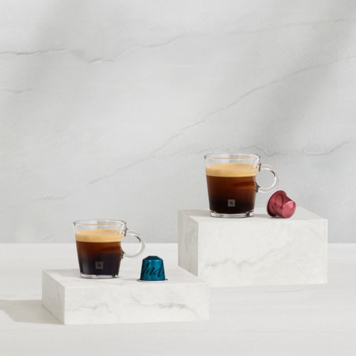 NESPRESSO EKSPRES DO KAWY NA KAPSUŁKI CIŚNIENIOWY INISSIA KAPSUŁKOWY +14KAW