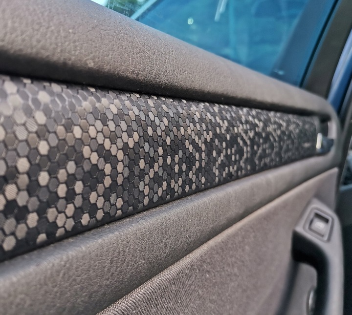 TAŚMA PLASTER MIODU HEXAGON NA LISTWY DEKORY PROGI PASY 10x500cm + RAKLA