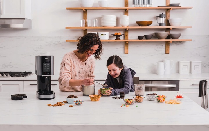 NINJA NC300EU CREAMI Deluxe Ice Cream Maker maszyna do lodów sorbetów deser