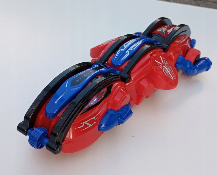 Samochód zdalnie sterowany toczący się Stunt Car 360 akumulator pilot 2,4