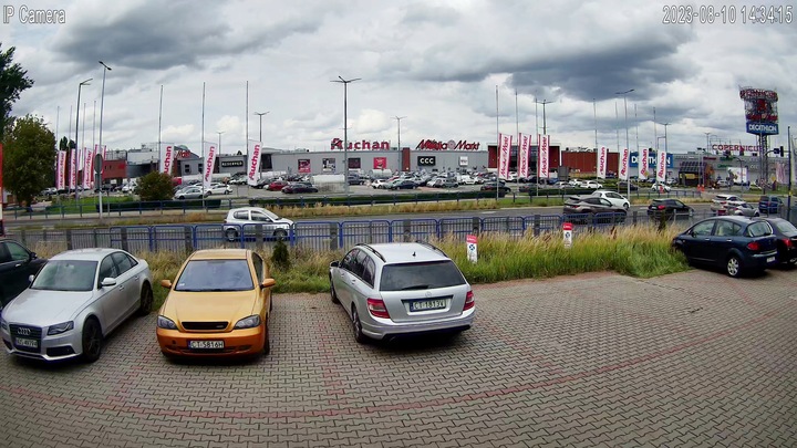 Czarna zewnętrzna kamera WiFi obrotowa 4K 8Mpx PRZYBLIŻENIE SMART 8x ZOOM