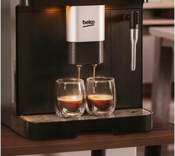 Ekspres ciśnieniowy Beko CaffeExperto CEG7302B - automatyczny 1350W Czarny