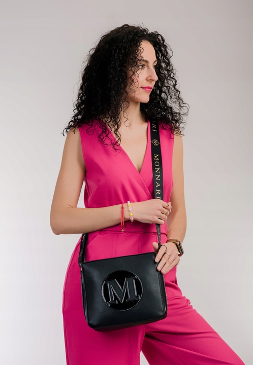 MONNARI Torebka na ramię LISTONOSZKA Pojemna PASEK LOGO PREMIUM