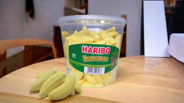 Żelki Pianki Owocowe HARIBO Bananowe Banany 150 sztuk / 1050g Niemieckie