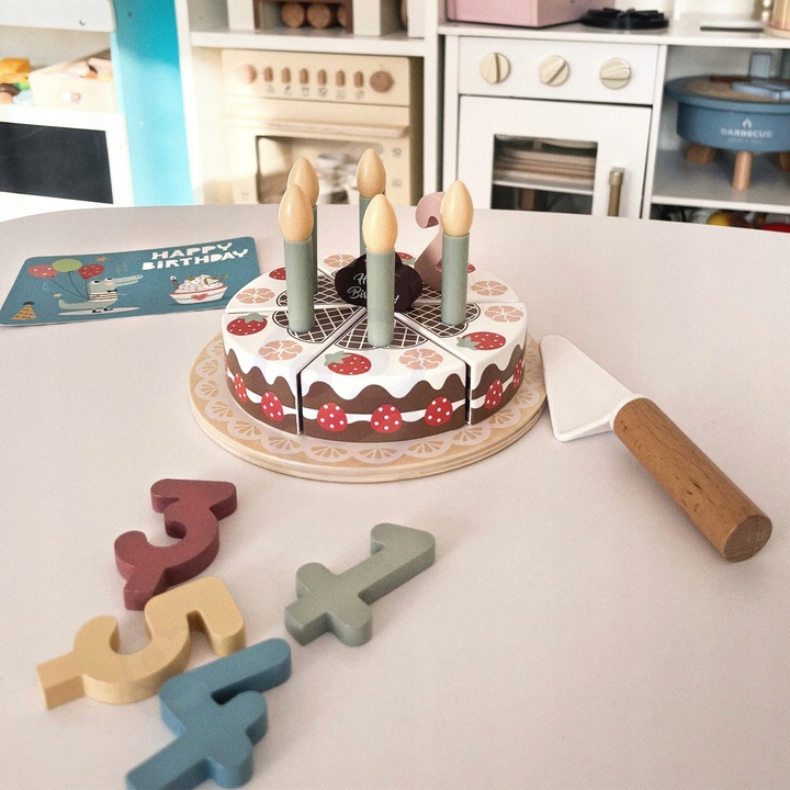 TORT URODZINOWY DREWNIANY ZE ŚWIECZKAMI TOOKY TOY