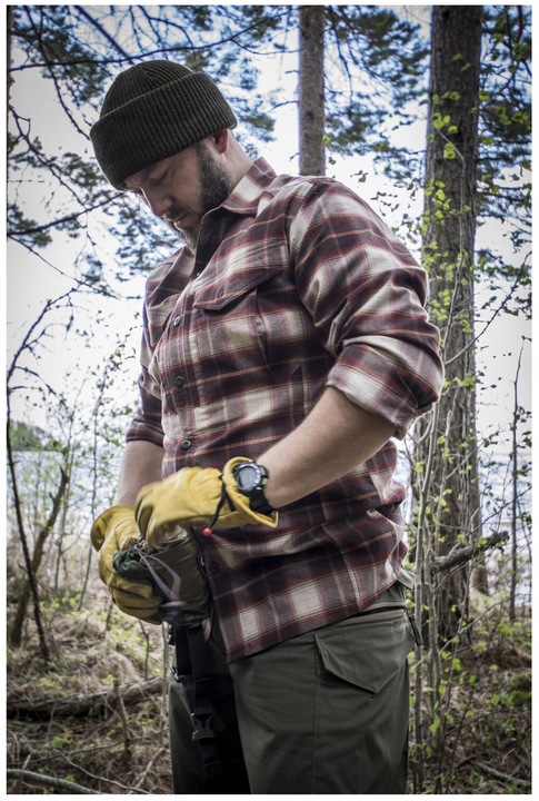 CZAPKA ZIMOWA WANDERER WEŁNA MERINO NA ZIMĘ BUSHCRAFT HELIKON CZARNA