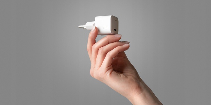 Biała Szybka Ładowarka GC Power GaN 33W 1x USB-C Power Delivery do telefonu