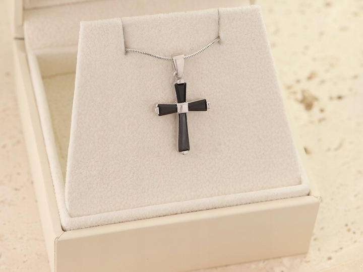 Srebrny krzyż zawieszka z onyksami srebro 925 1.95g dla Niego