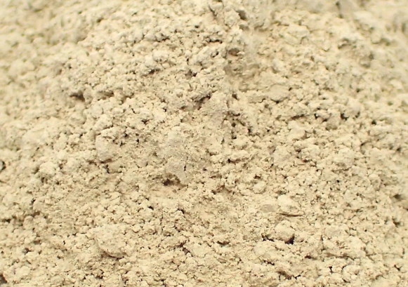 DIATOMIT NATURALNA ZIEMIA OKRZEMKOWA WSPARCIE DLA KUR 19/20KG / 40L