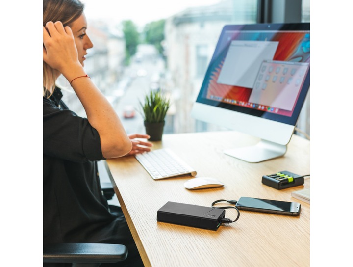 POWER BANK 20000mAh GREEN CELL 18W PD USB-C QC POWER DELIVERY QUICK CHARGE