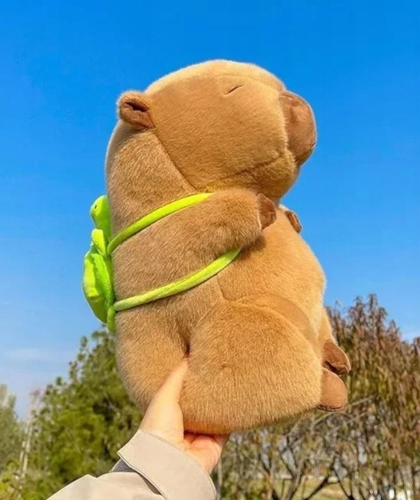 KAPIBARA PLUSZOWA MASKOTKA 55 CM ZABAWKA Z PLECAKIEM ŻÓŁWIK MIĘKKA PLUSZAK