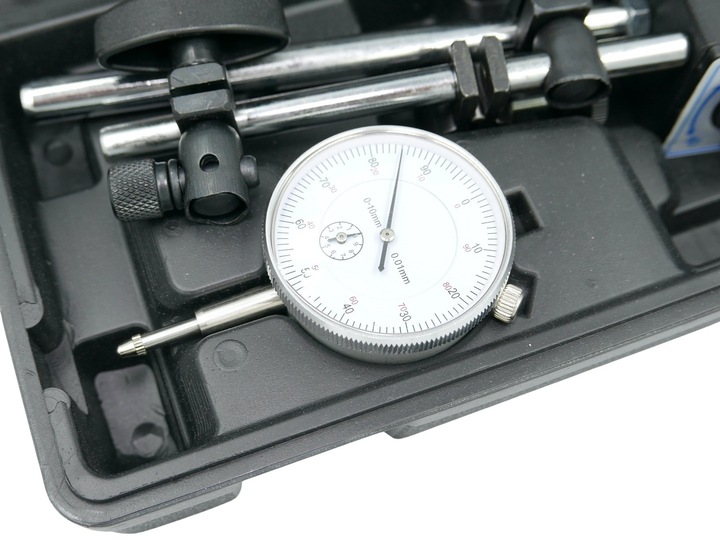 CZUJNIK ZEGAROWY + STATYW MAGNETYCZNY DO MIERZENIA BICIA W WALIZCE