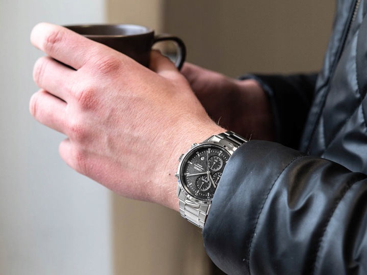 MĘSKI ZEGAREK LORUS RM365HX9 SREBRNY NA BRANSOLECIE CHRONOGRAF DATA 100M