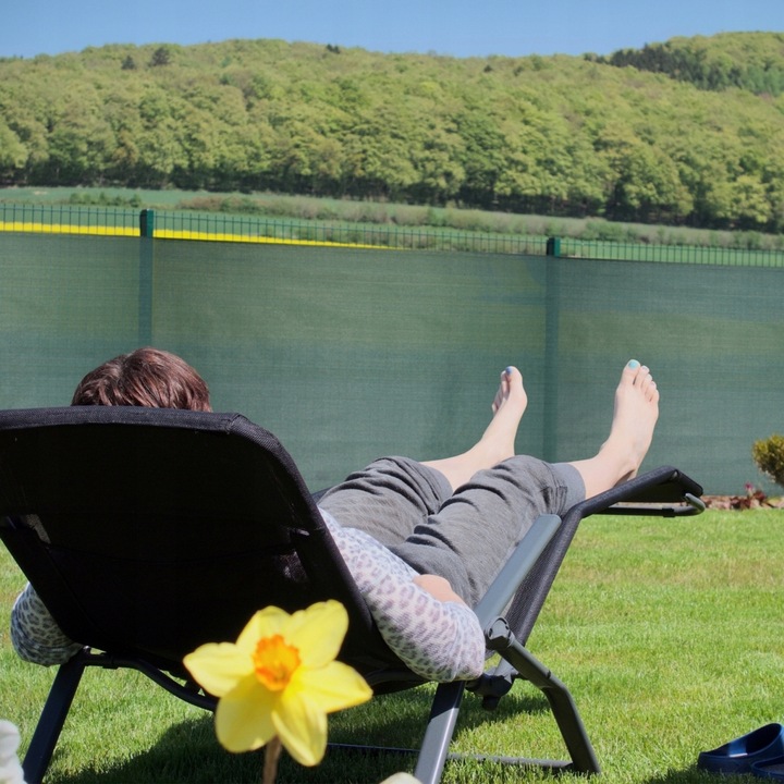 SIATKA CIENIUJĄCA 62% MATA OSŁONOWA MASKUJĄCA NA PŁOT OGRODZENIE 1x25m UV