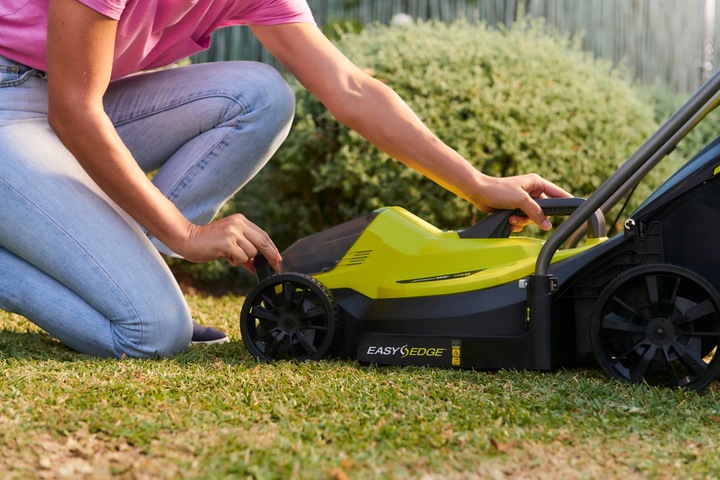 RYOBI KOSIARKA AKUMULATOROWA 33cm ELEKTRYCZNA OLM1833B EASYEDGE