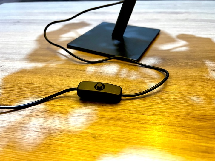 LAMPKA NOCNA DRZEWKO 48 RÓŻ do sypialni PREZENT NA WALENTYNKI Lampa LED USB