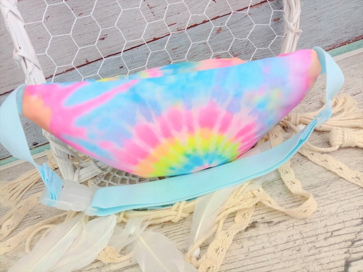 NERKA TOREBKA SASZETKA