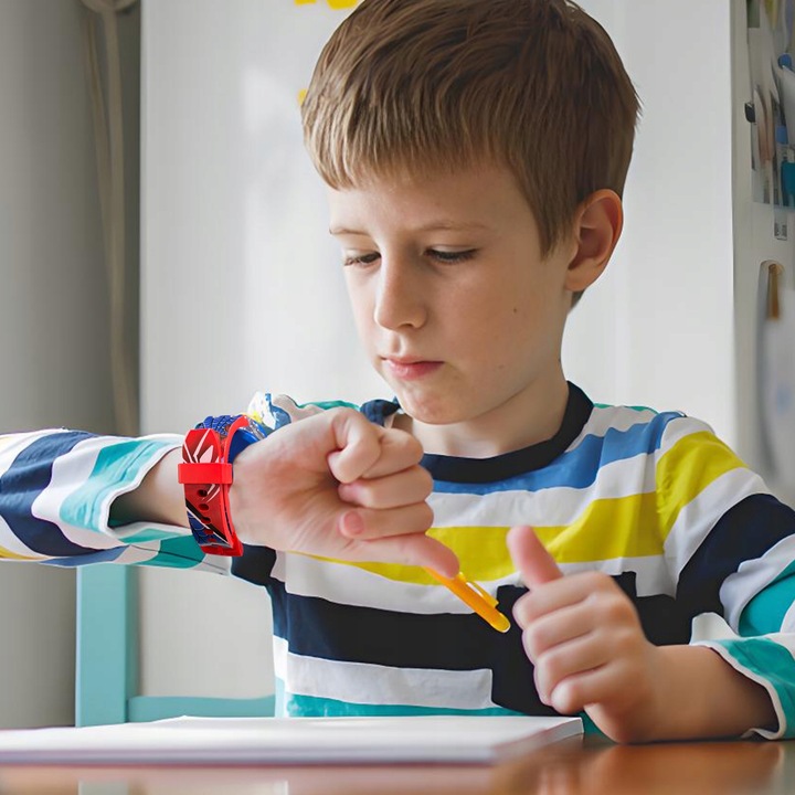 zegarek dziecięcy SPIDERMAN dla chłopca dzieci LEDowy świeci + BRELOK duży