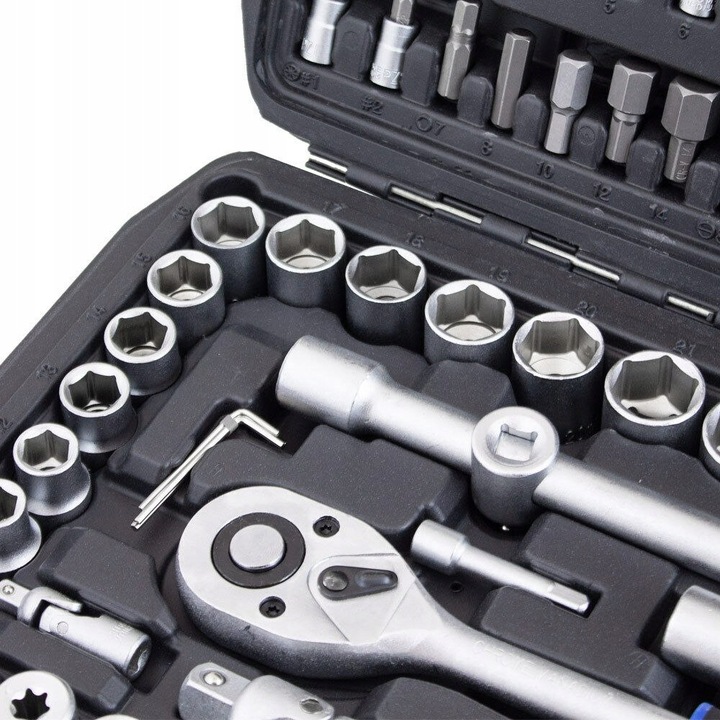 Zestaw Kluczy Nasadowych w Walizce Grzechotka 108 Elementów