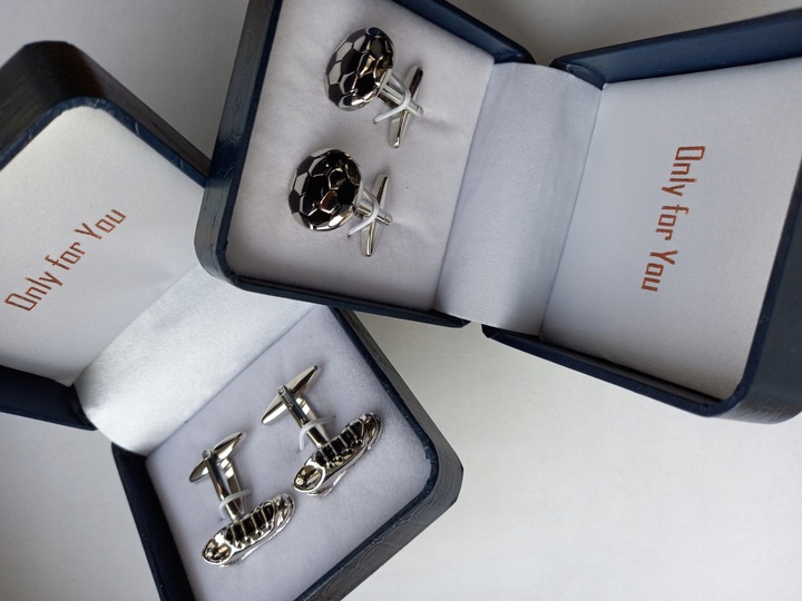 Srebrne spinki do koszuli Piłka Nożna Korkotrampki dla piłkarza kibica