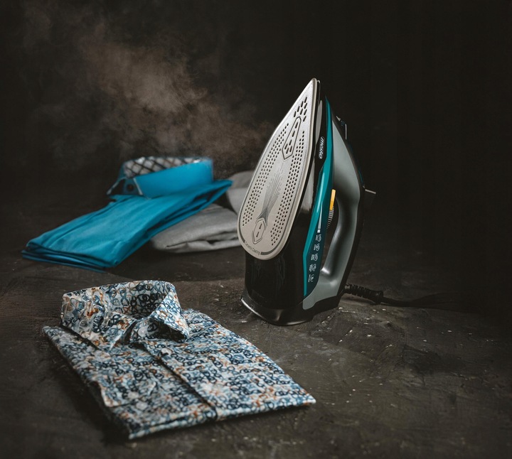 Żelazko PAROWE 3000W Strażak ANTI-CALC ANTI-DRIP Prasowanie w Pionie MOCNE