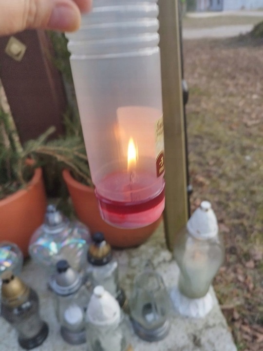 WKŁADY DO ZNICZY OLEJOWE K-2 CZERWONE ZAPACHOWE DŁUGOTRWAŁE 2-3 DNI PALENIA