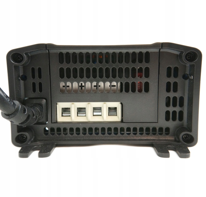 Ładowarka Victron BlueSmart 12V 30A IP22 3 wyjścia